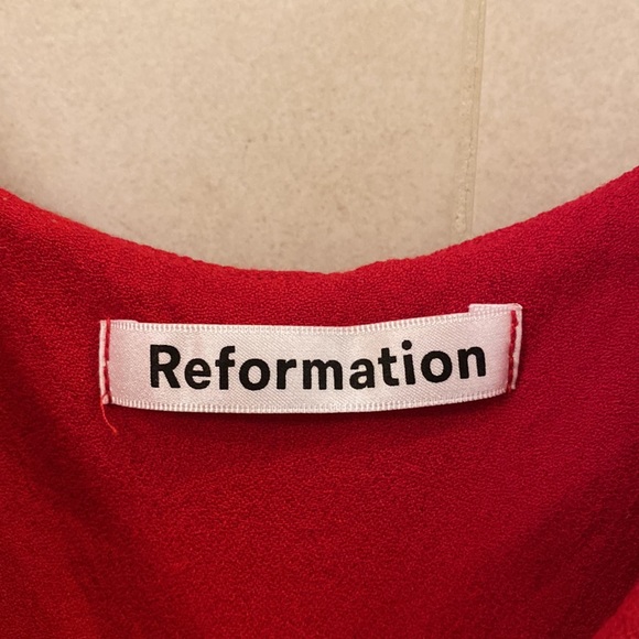 Reformation mini summer dress with side slit - Picture 2 of 5